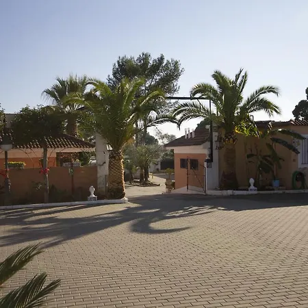 Nueva Andalucia 2*