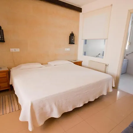Nueva Andalucia Guest house 2*