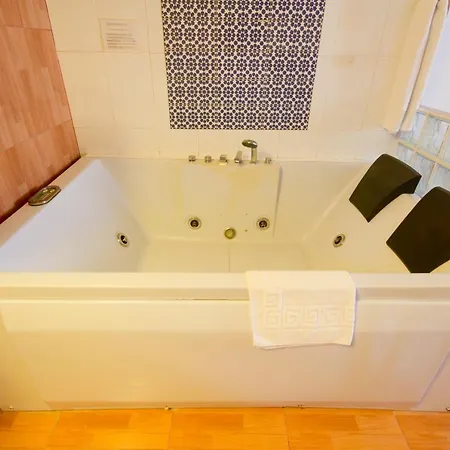 Nueva Andalucia Guest house 2*